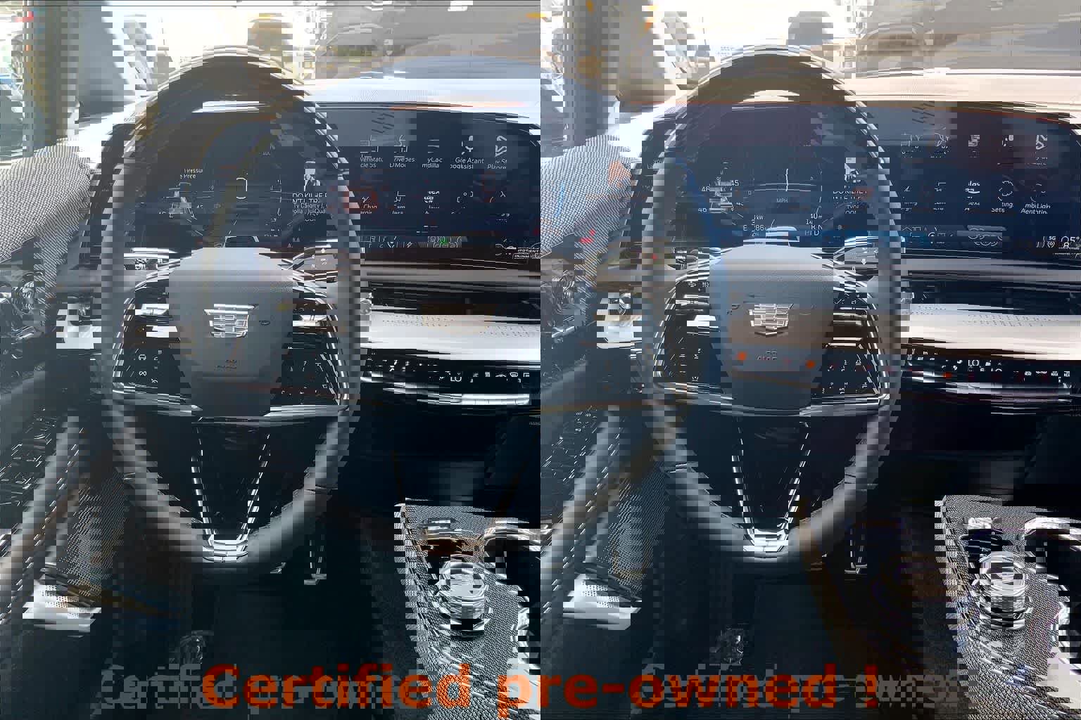 Certified 2025 Cadillac Optiq Sport 1 w/ LPO, ONYX Package image 15