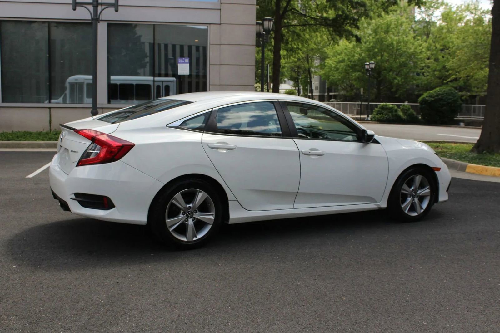 Used 2021 Honda Civic Sport image 7