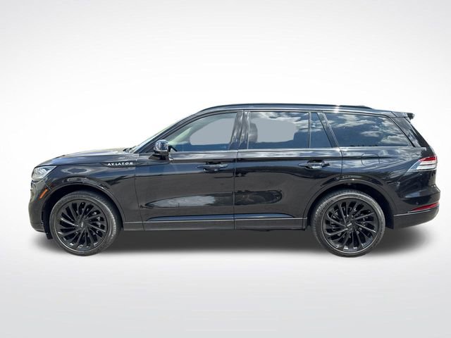 Used 2024 Lincoln Aviator Reserve w/ Jet Package AWD/4WD image 3