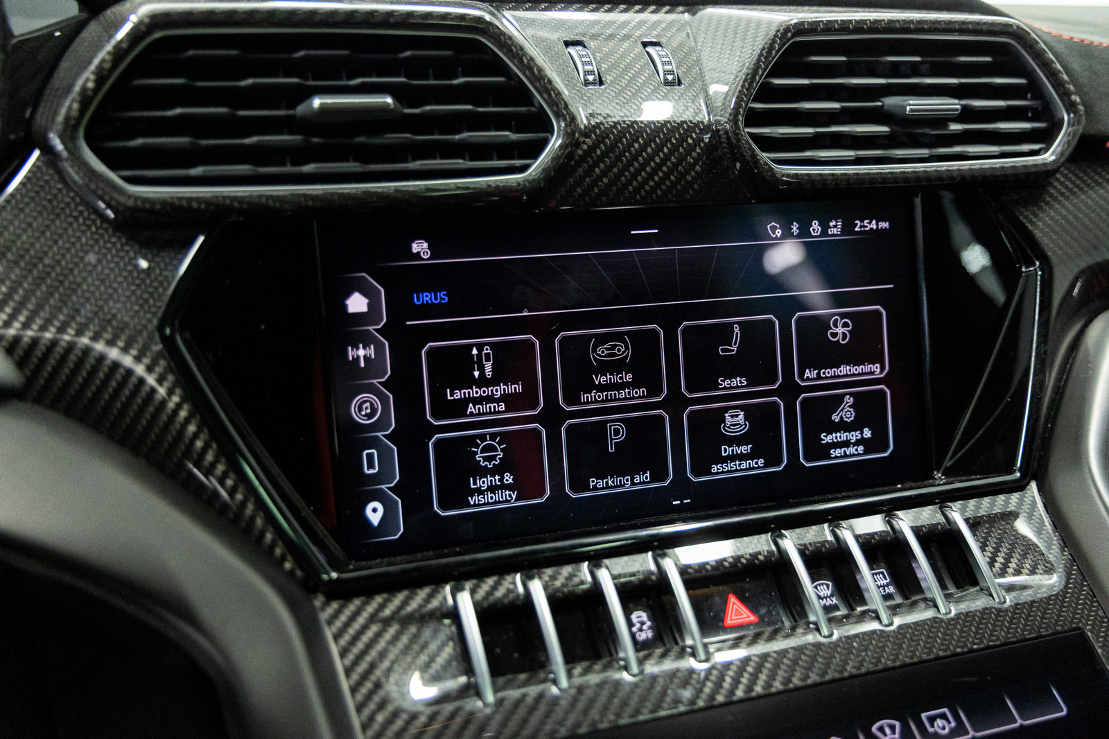 Used 2024 Lamborghini Urus Performante image 31