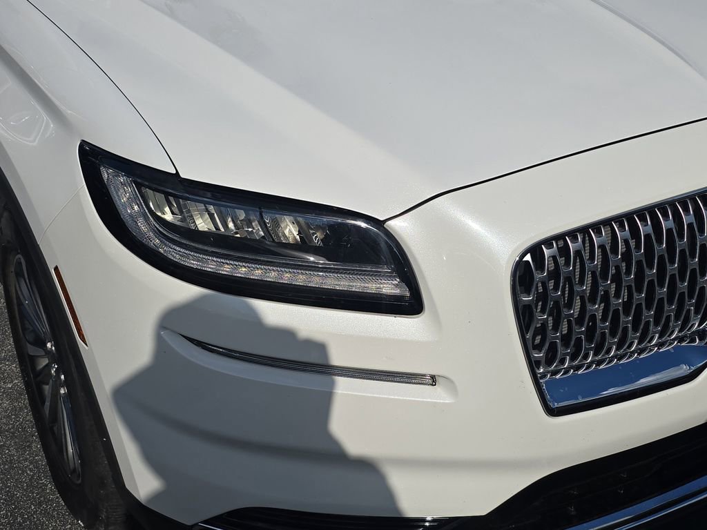 Used 2023 Lincoln Nautilus Standard w/ Premium Package image 8