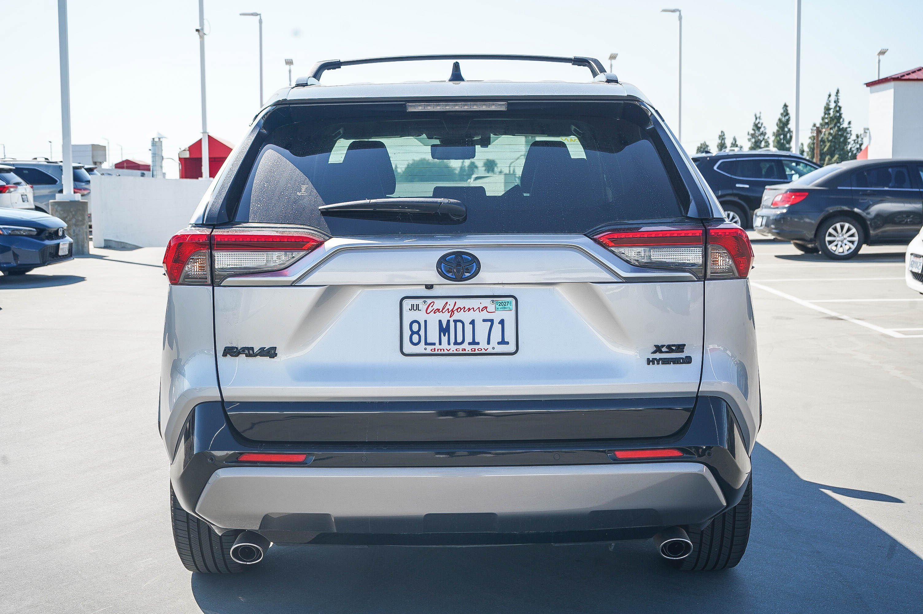 Used 2019 Toyota RAV4 XSE AWD/4WD image 6