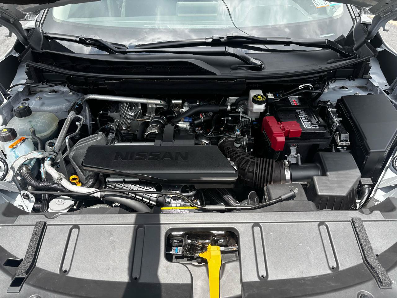 Used 2024 Nissan Rogue S AWD/4WD image 28