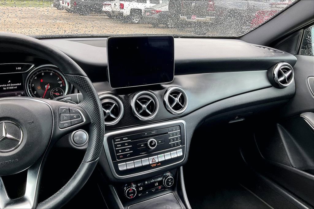 Used 2019 Mercedes-Benz GLA 250 4MATIC image 9
