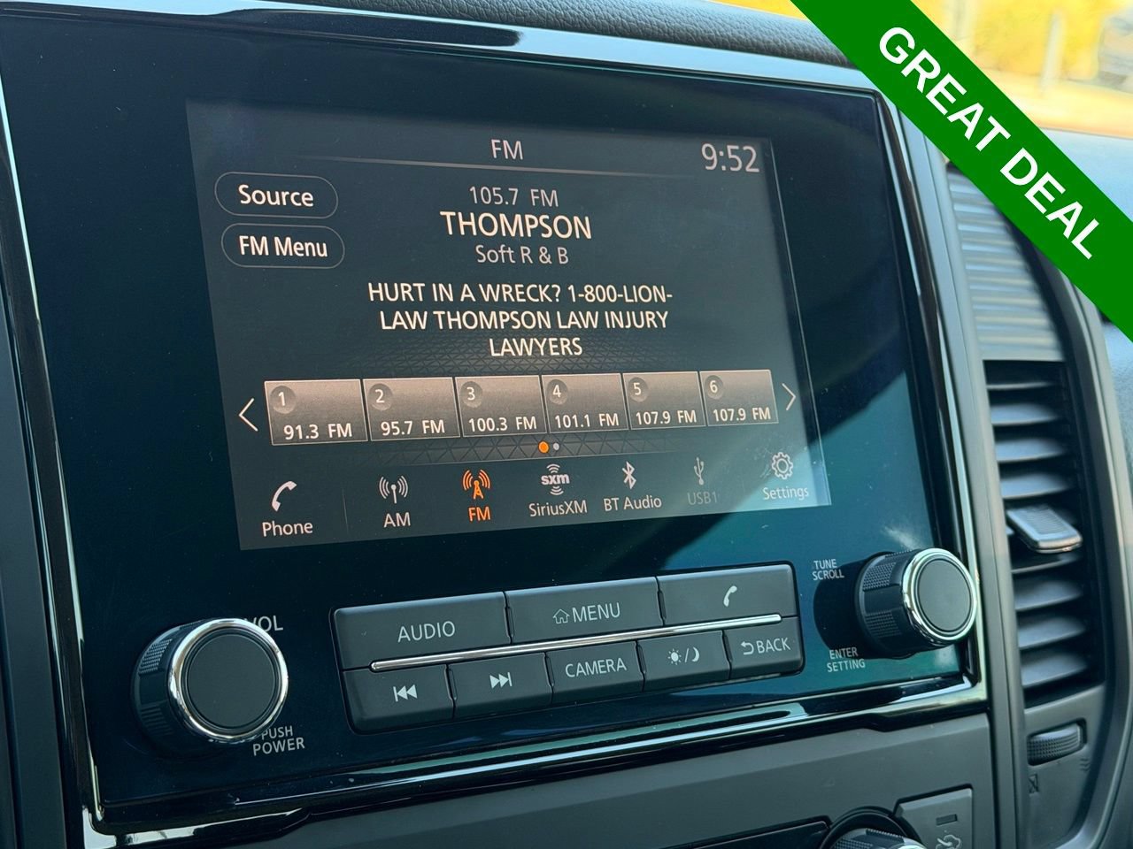 Used 2024 Nissan Titan SV w/ SV Convenience Package RWD image 25