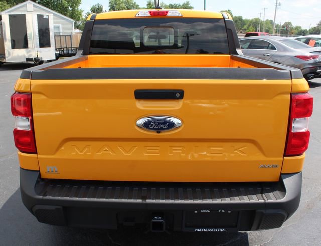Used 2023 Ford Maverick Lariat w/ Lariat Luxury Package image 14