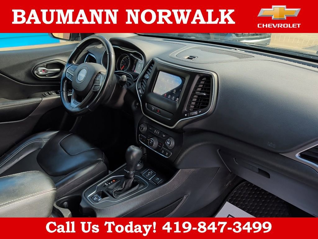 Used 2020 Jeep Cherokee Latitude Plus w/ Cold Weather Group image 12