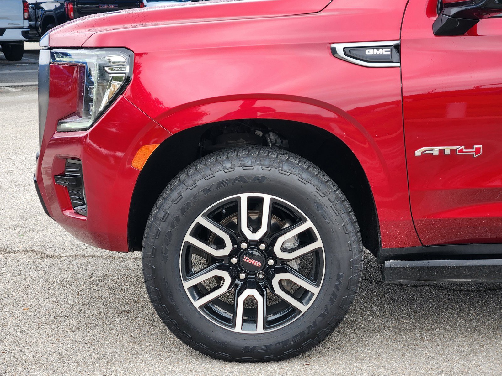 Used 2021 GMC Yukon AT4 w/ AT4 Premium Plus Package AWD/4WD image 29