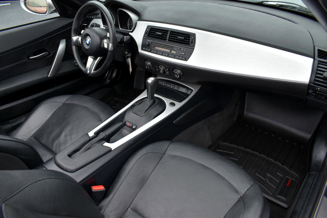 Used 2006 BMW Z4 3.0i image 19