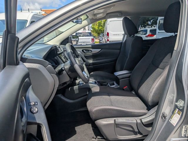 Used 2020 Nissan Rogue Sport S FWD image 9