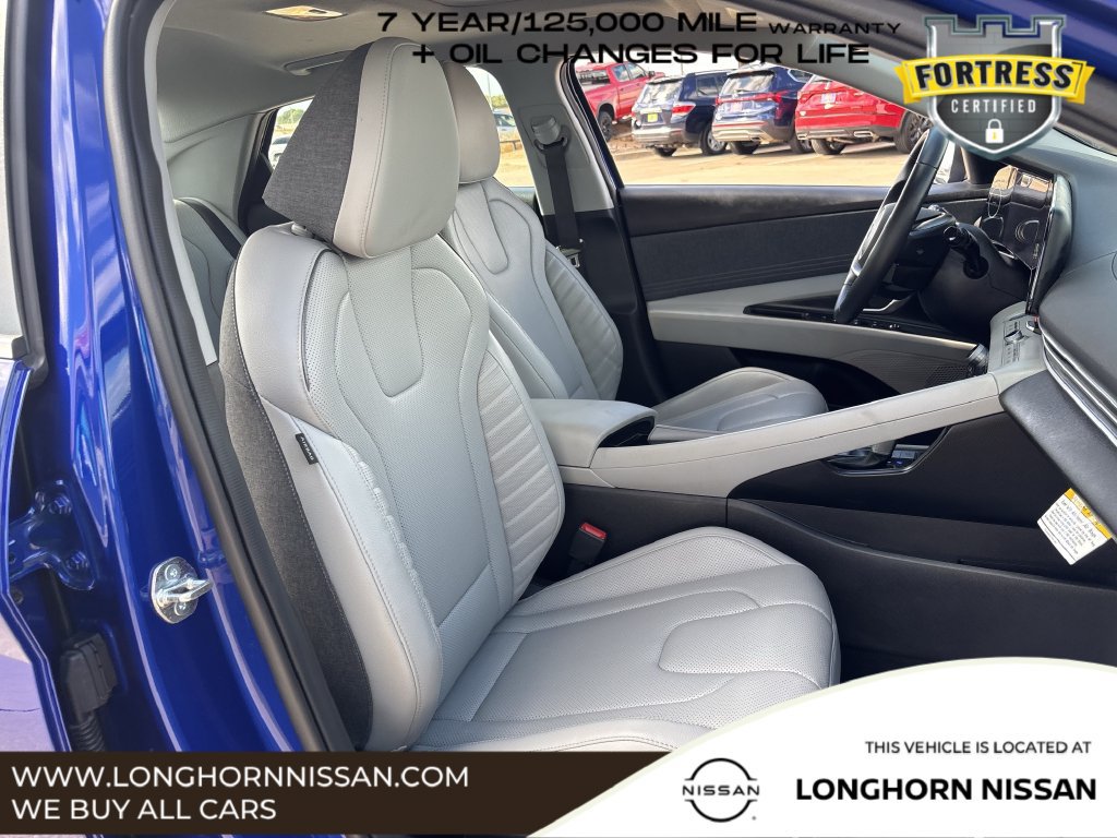 Used 2025 Hyundai Elantra Limited FWD image 26