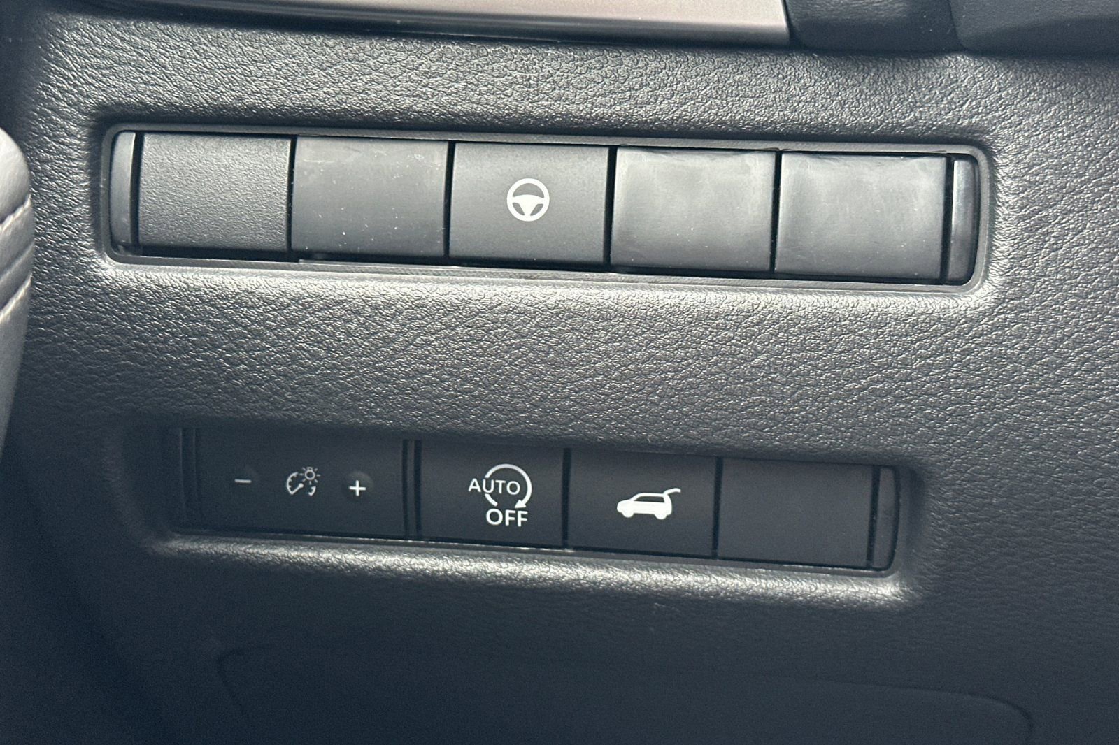 New 2026 Nissan Rogue SV image 31