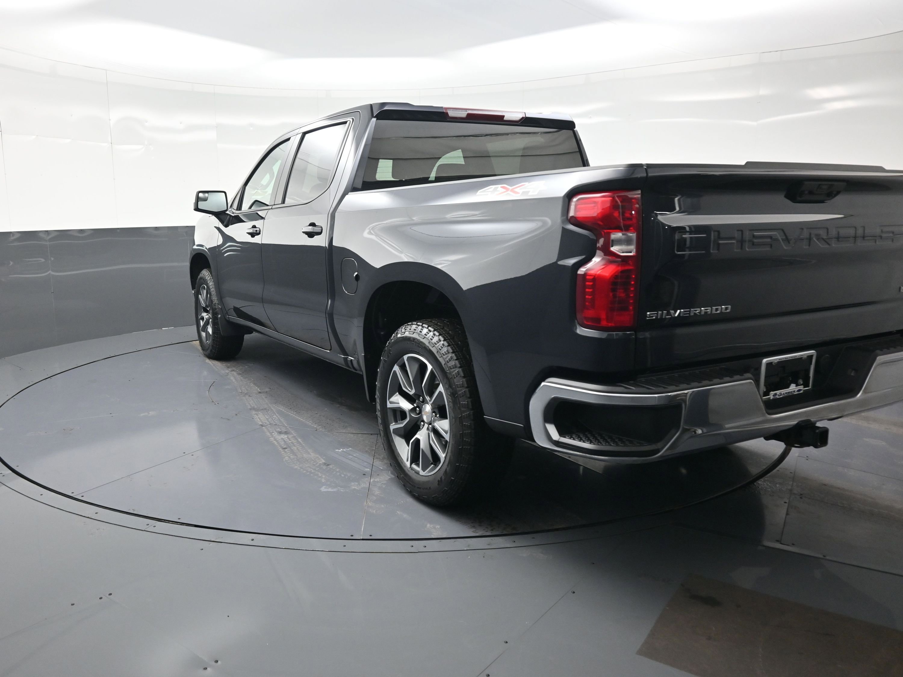 Used 2022 Chevrolet Silverado 1500 LT image 5