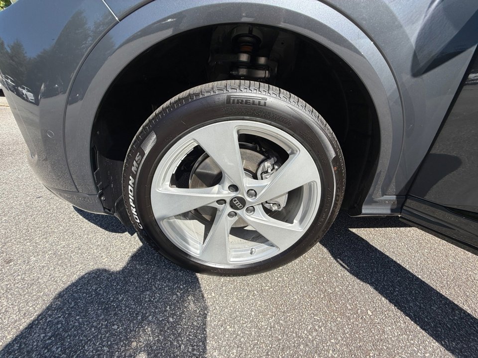 New 2025 Audi Q5 Premium Plus image 27