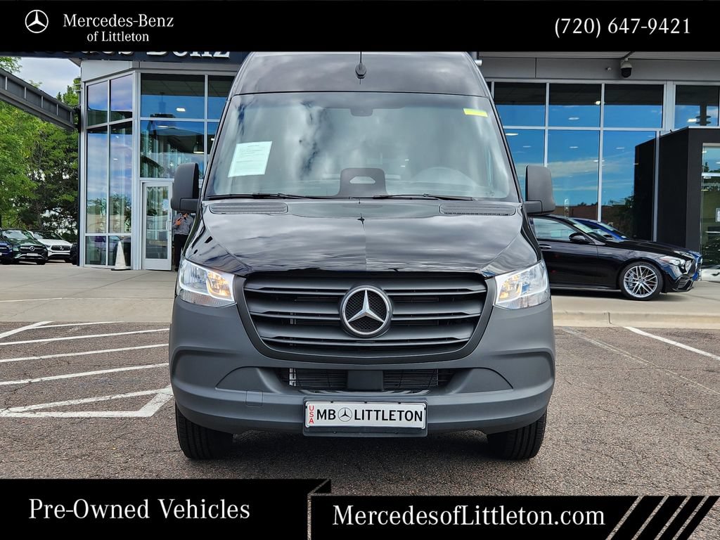 Used 2025 Mercedes-Benz Sprinter 2500 image 2