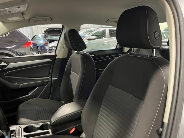 Used 2025 Volkswagen Jetta S FWD image 23