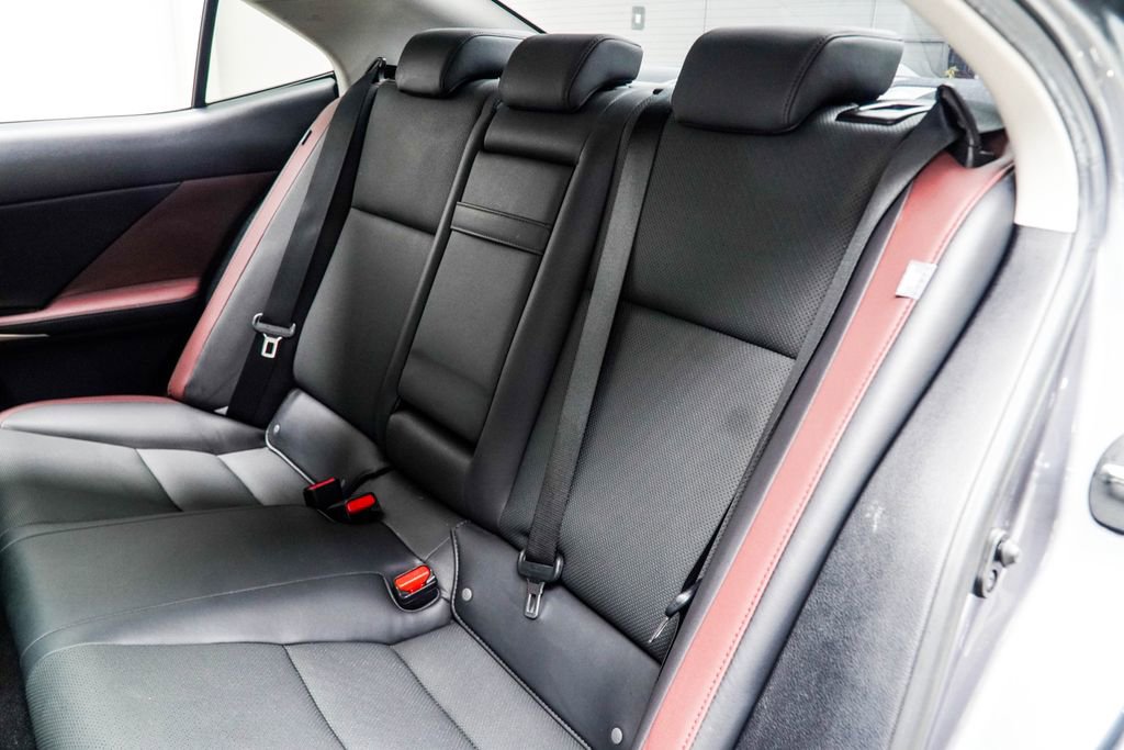 Used 2020 Lexus IS 300 w/ Premium Package image 38