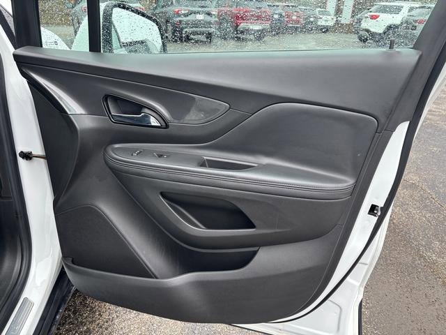 Used 2018 Buick Encore Preferred image 16