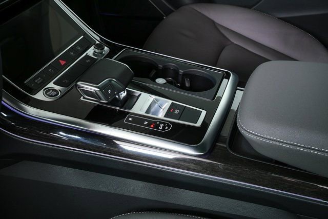 New 2026 Audi Q8 Premium image 18