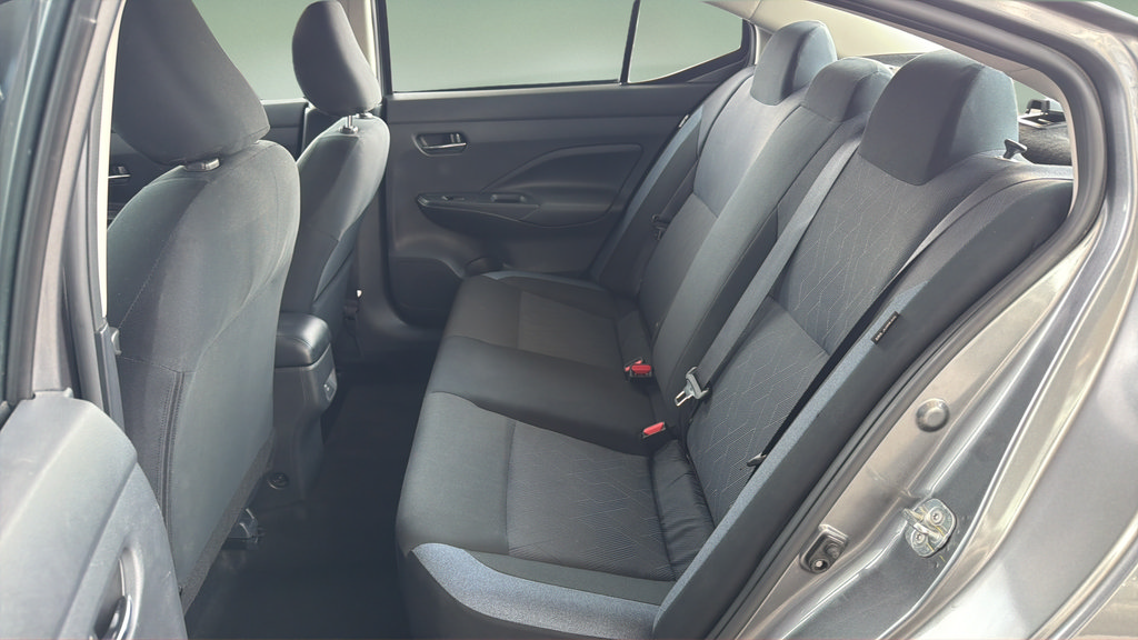 Certified 2024 Nissan Versa SV FWD image 15