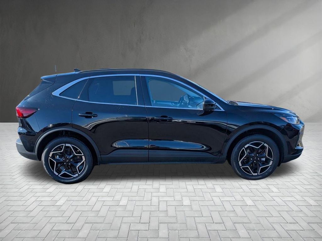 New 2026 Ford Escape Platinum w/ Premium Technology Package image 11