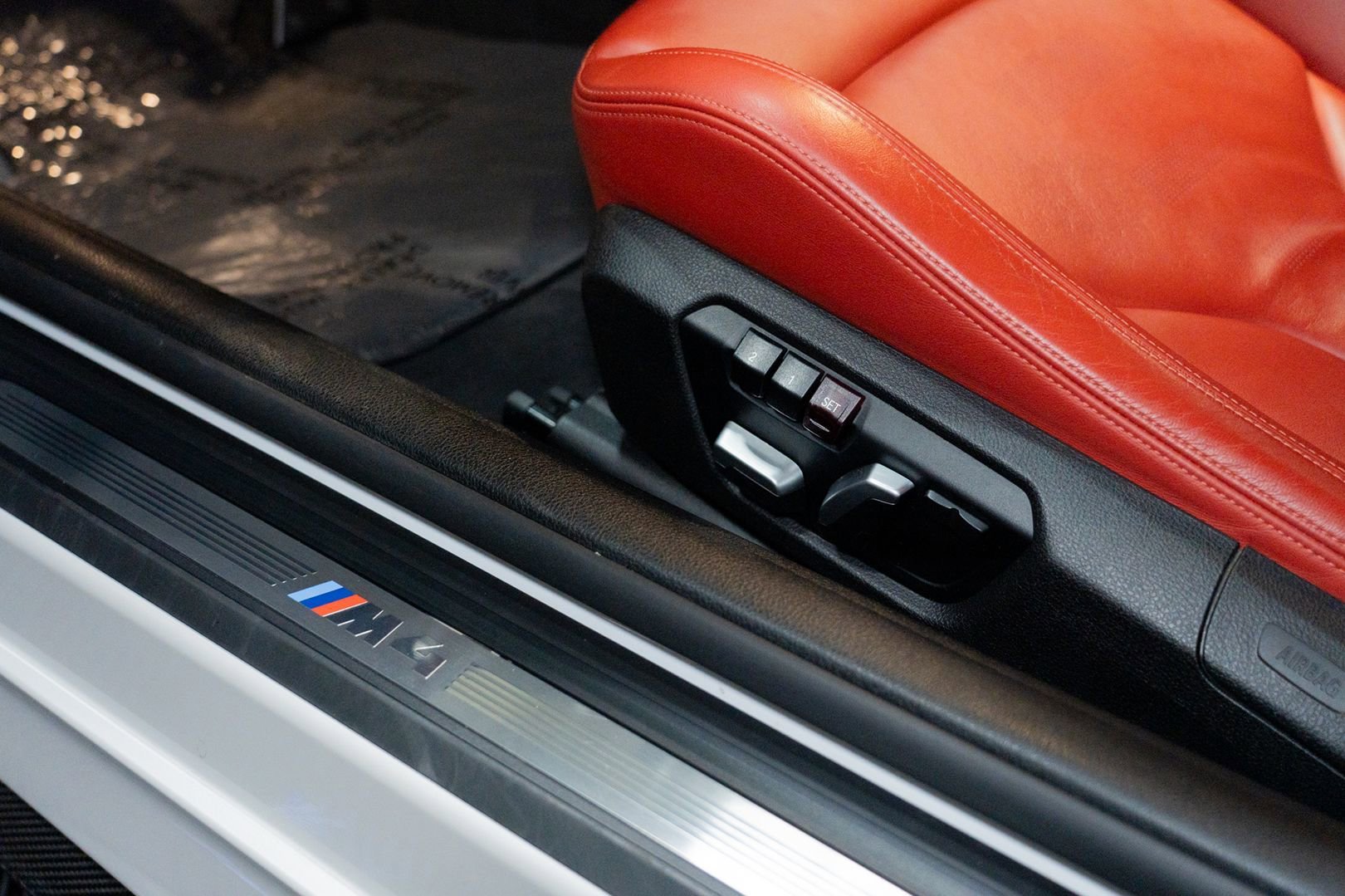 Used 2018 BMW M4 Coupe RWD image 24