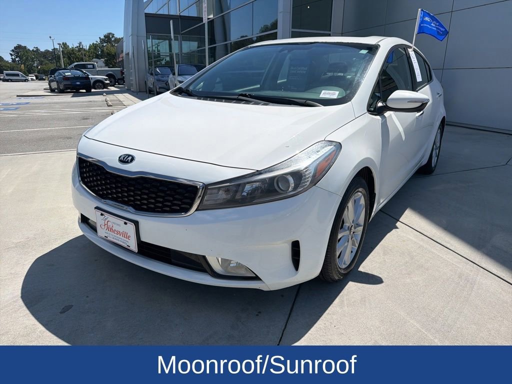 Used 2017 Kia Forte S w/ Option Group 040 FWD image 3