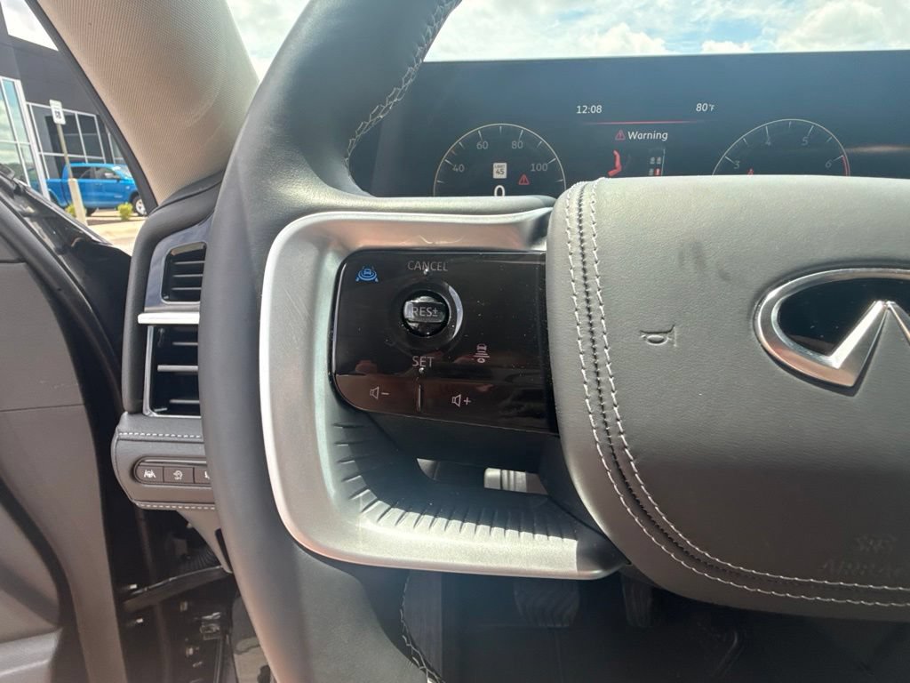 Used 2025 INFINITI QX80 Sensory AWD/4WD image 18