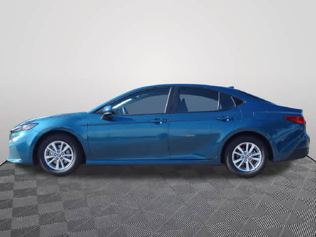Used 2025 Toyota Camry LE FWD image 2