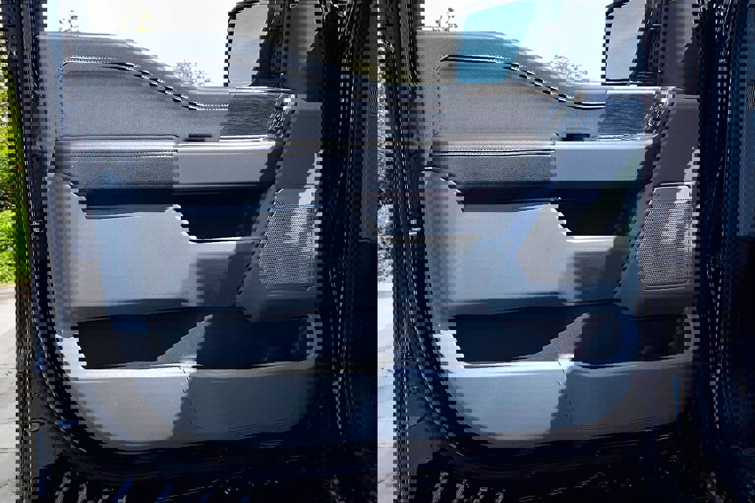 Certified 2025 Ford F150 Lariat w/ Equipment Group 502A High image 24