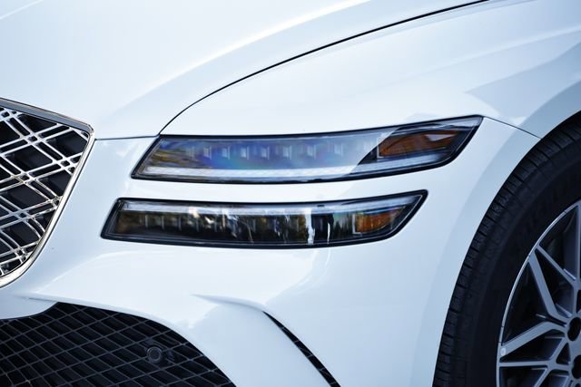 Used 2025 Genesis G80 2.5T image 12