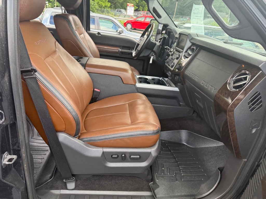 Used 2015 Ford F250 Platinum w/ FX4 Off-Road Package AWD/4WD image 56