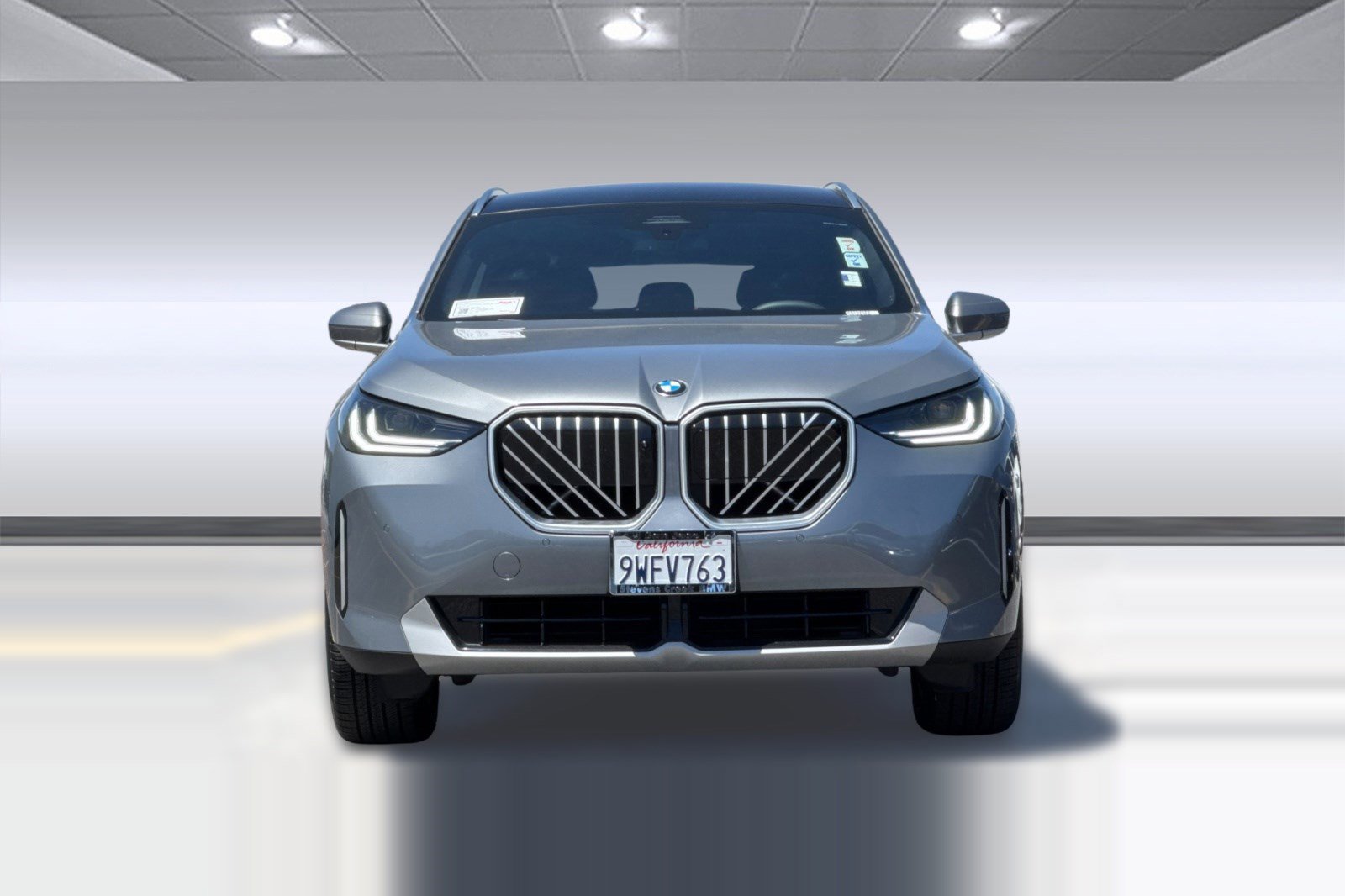 Used 2025 BMW X3 xDrive30i w/ Premium Package AWD/4WD image 5