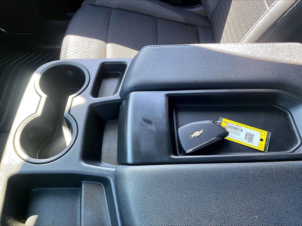 Used 2023 Chevrolet Silverado 1500 LT AWD/4WD image 30