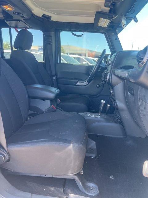 Used 2017 Jeep Wrangler Unlimited Sport w/ Connectivity Group image 28