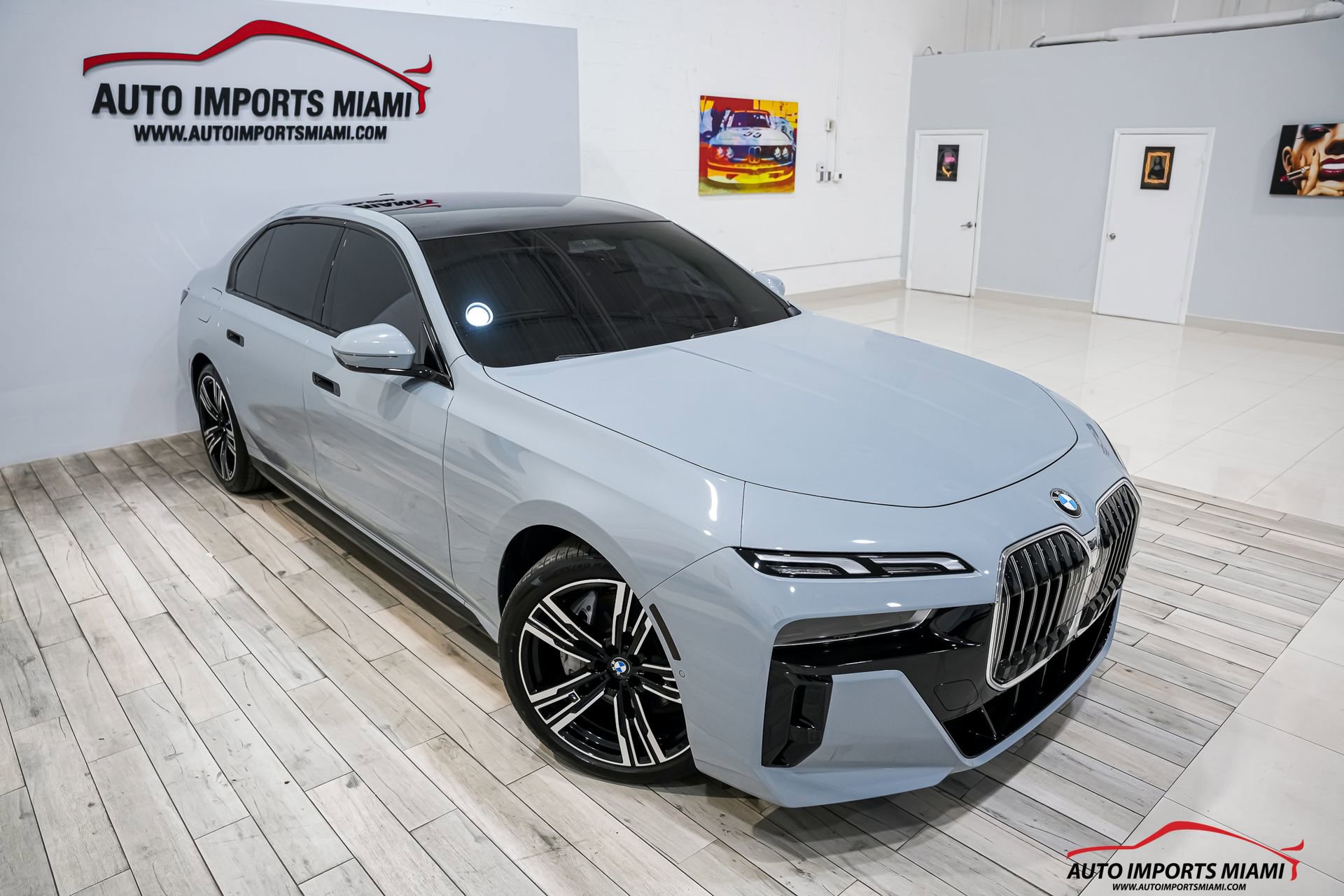 Used 2023 BMW 740i image 29