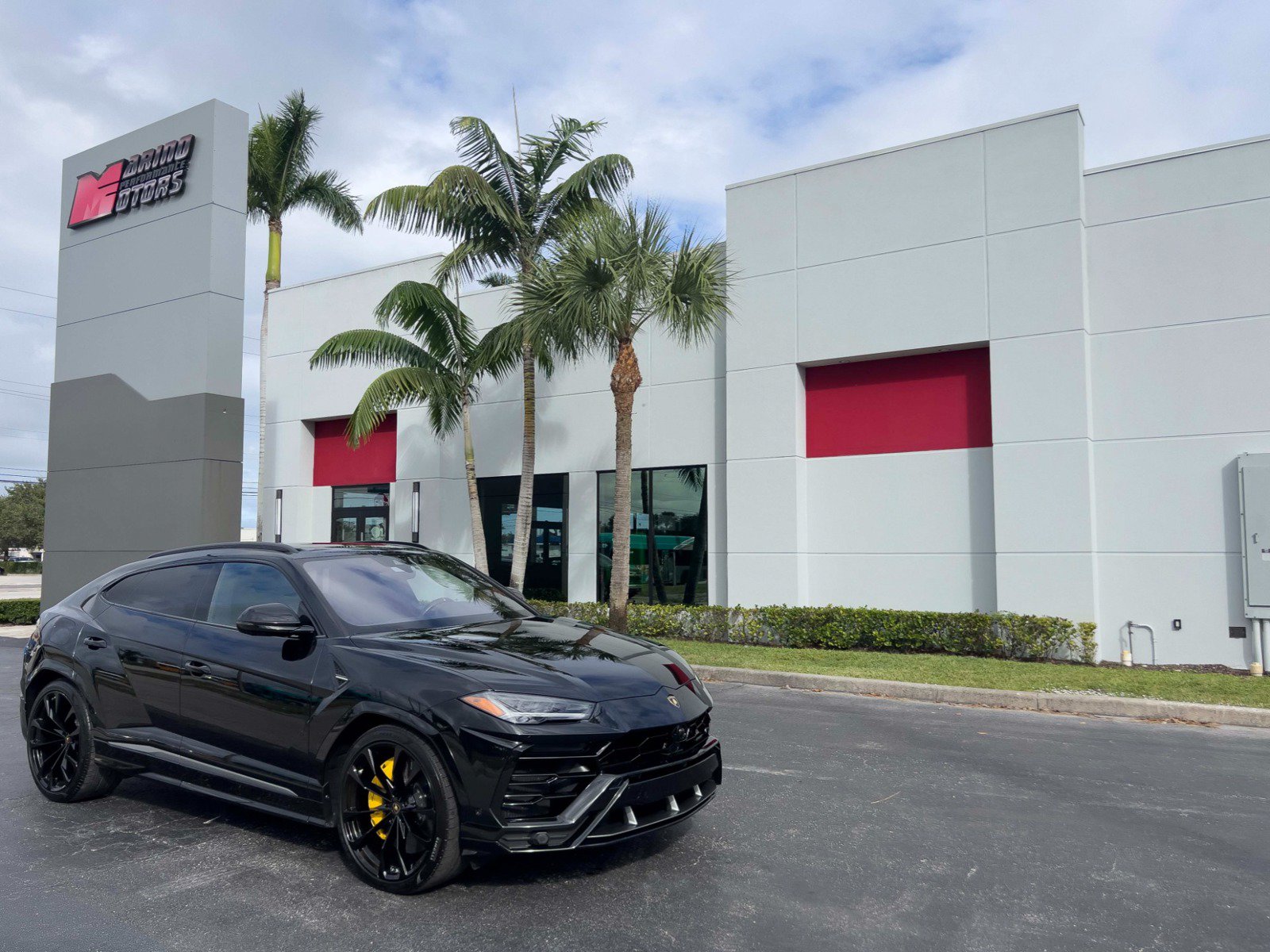 Used 2020 Lamborghini Urus