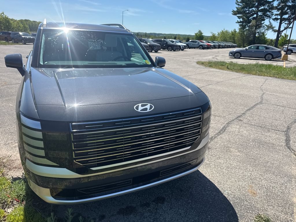 New 2026 Hyundai Palisade Calligraphy AWD/4WD image 3