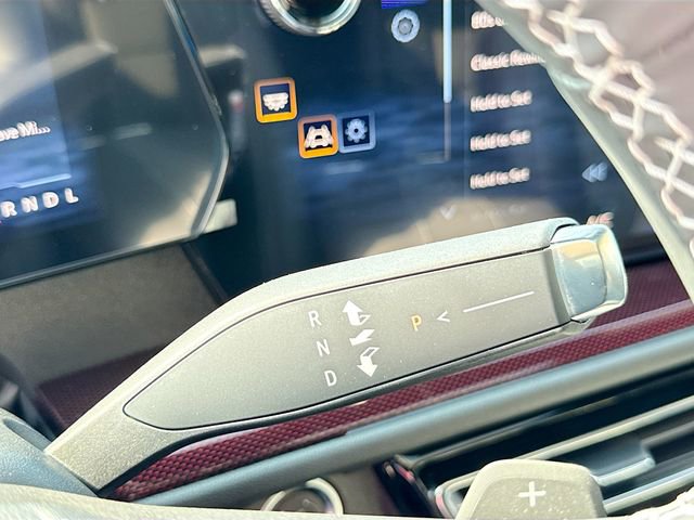 New 2026 Chevrolet Traverse Z71 w/ Driver Confidence Package image 18