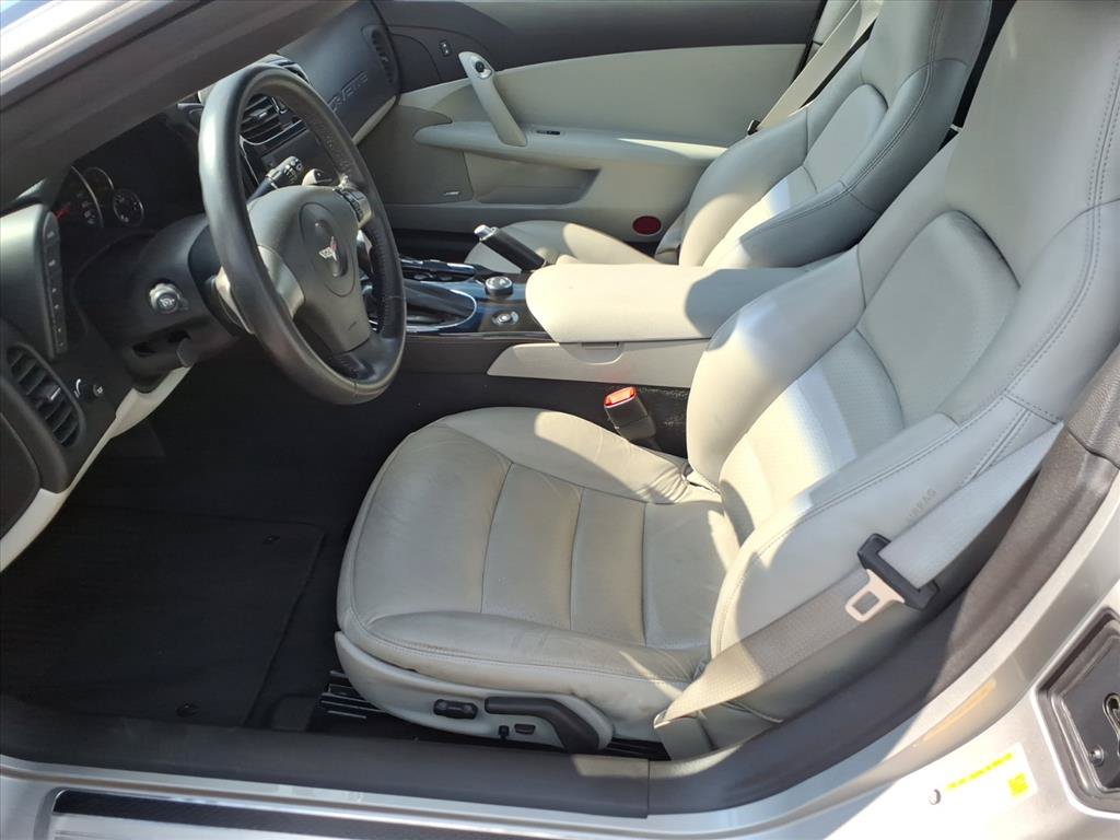 Used 2008 Chevrolet Corvette Coupe w/ Preferred Equipment Group RWD image 13