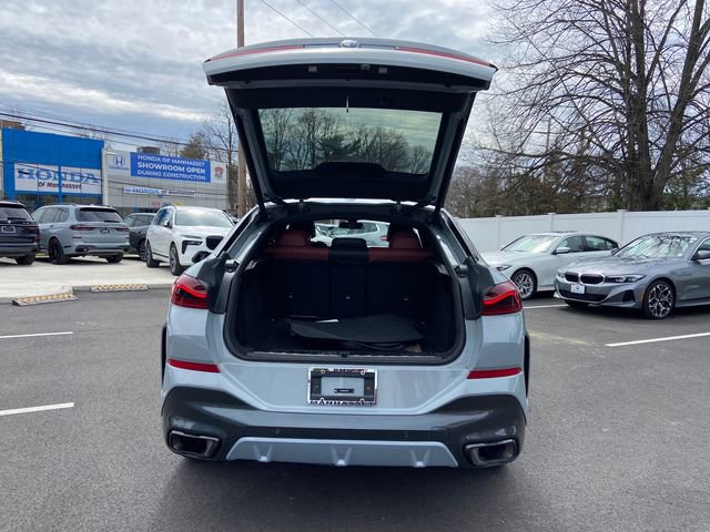 Certified 2024 BMW X6 xDrive40i w/ M Sport Professional Package image 28