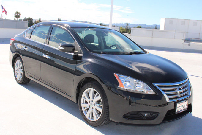 Used 2014 Nissan Sentra SL w/ Electronics Package FWD image 2