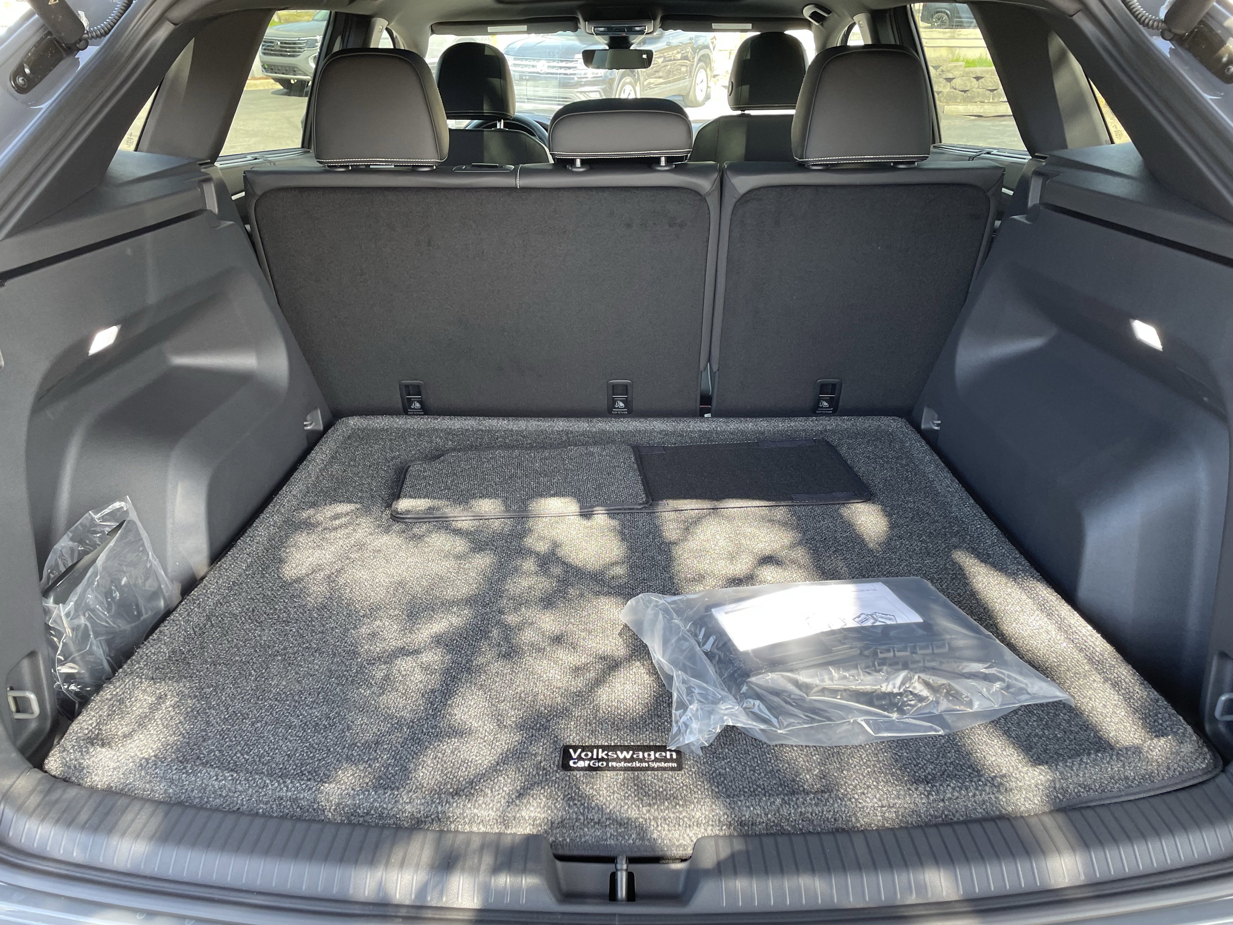 New 2026 Volkswagen Atlas Cross Sport SE image 9