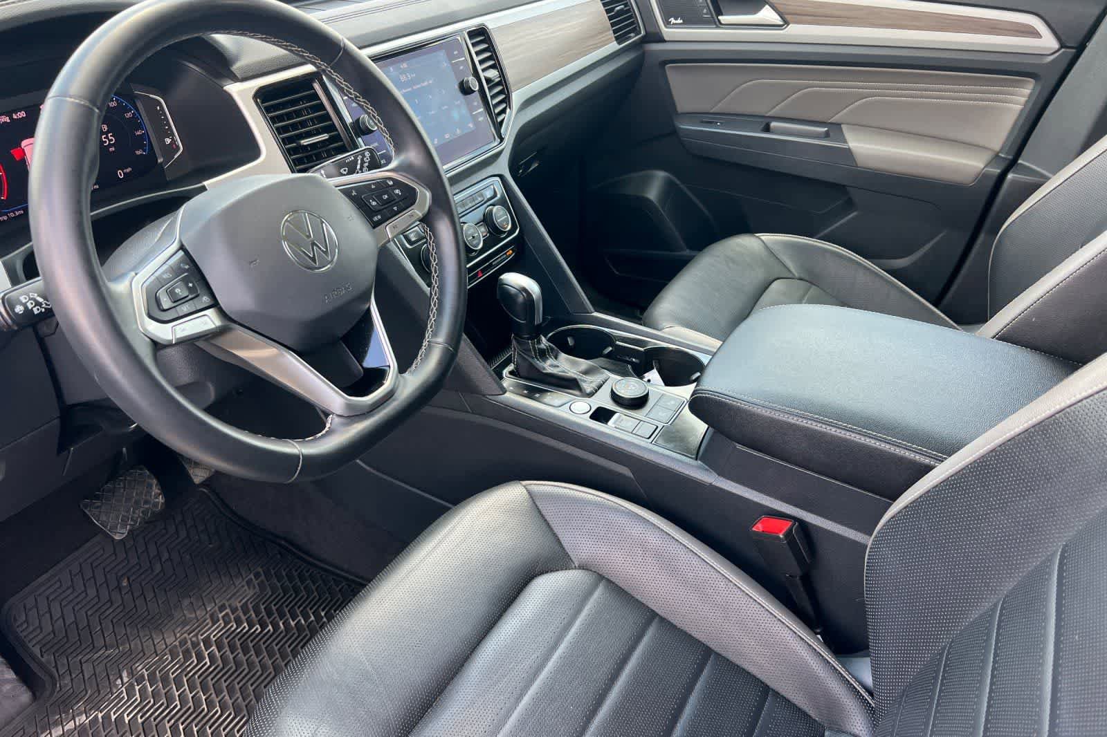 Used 2021 Volkswagen Atlas SEL Premium AWD/4WD image 12