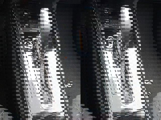 Used 2022 Nissan Kicks SV image 15