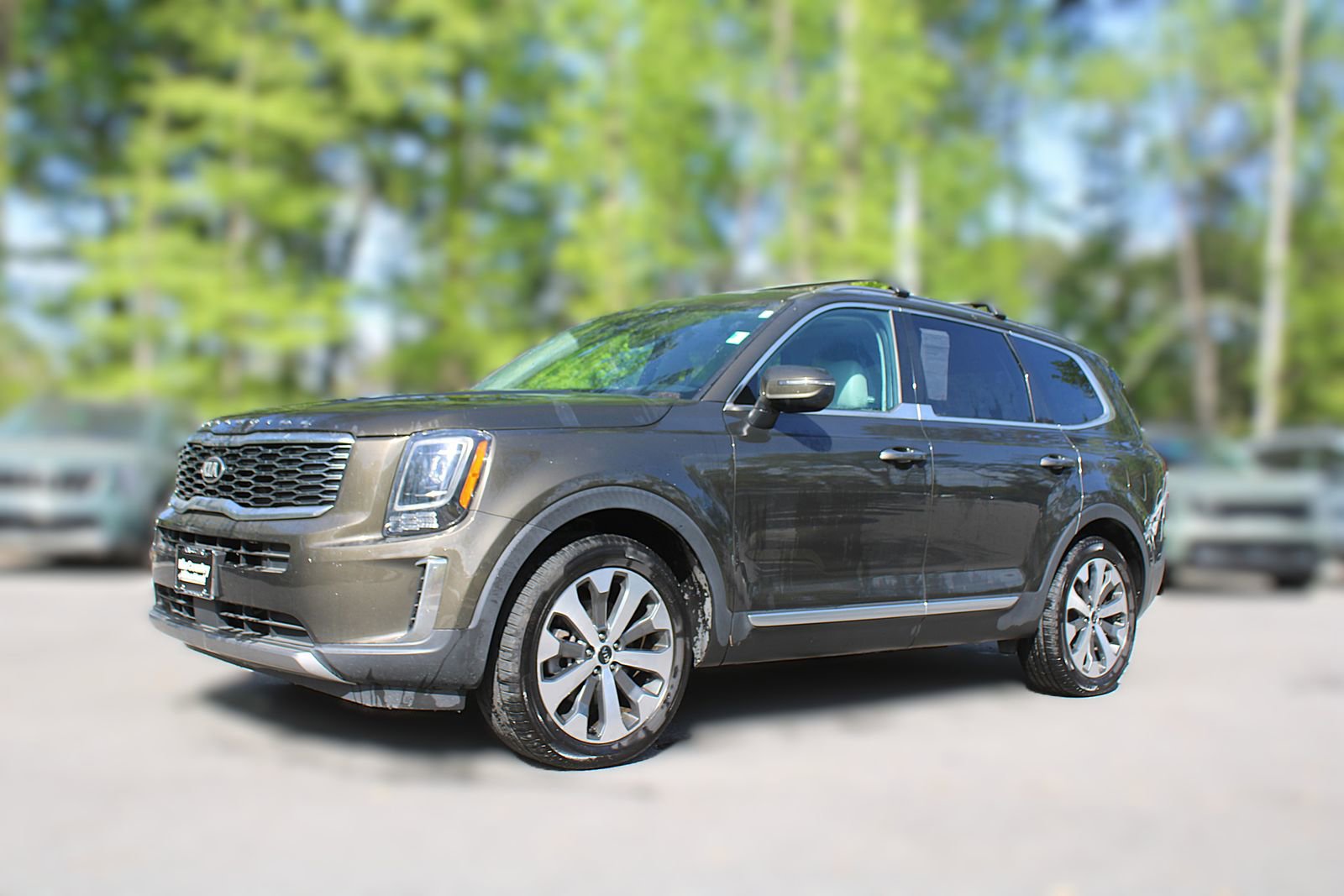 Certified 2020 Kia Telluride S image 3