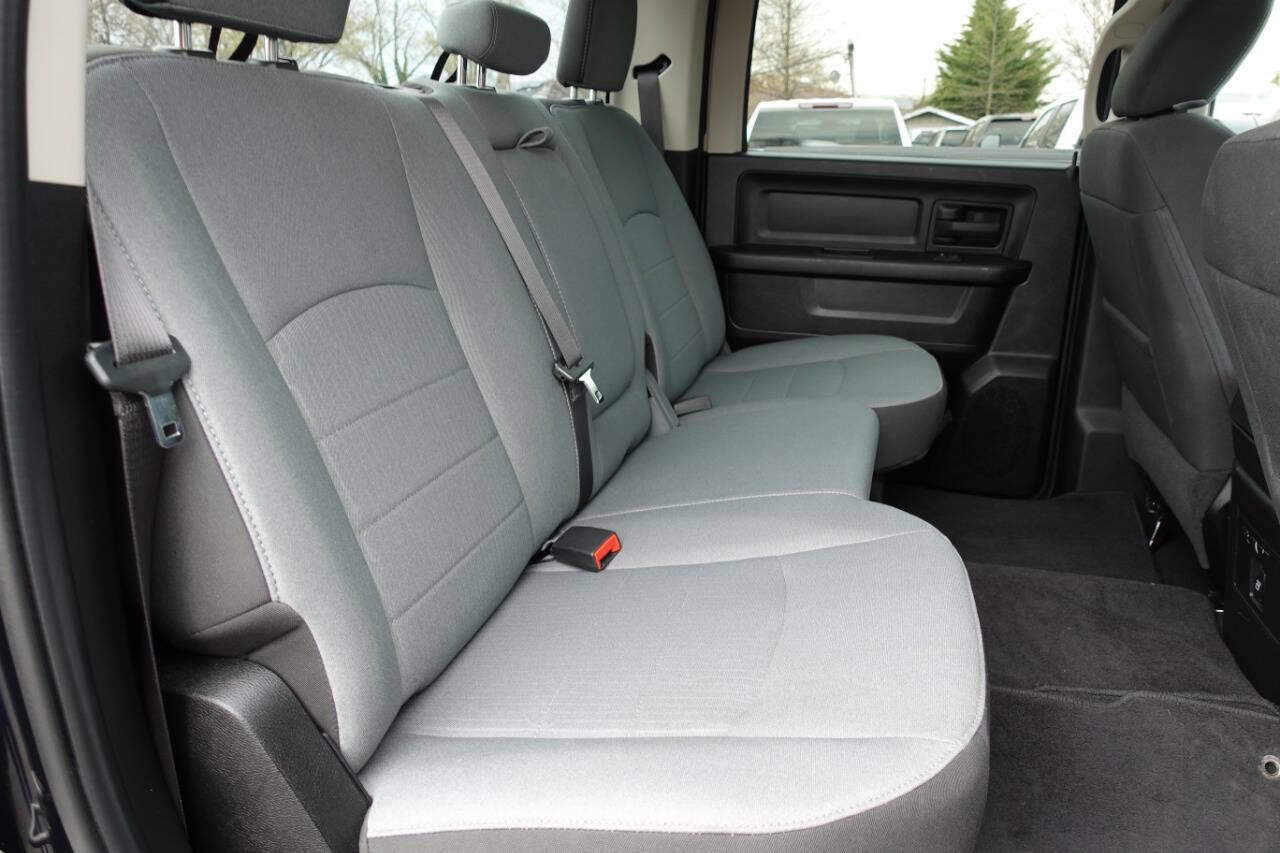 Used 2023 RAM 1500 Express w/ Wheel & Sound Group AWD/4WD image 31