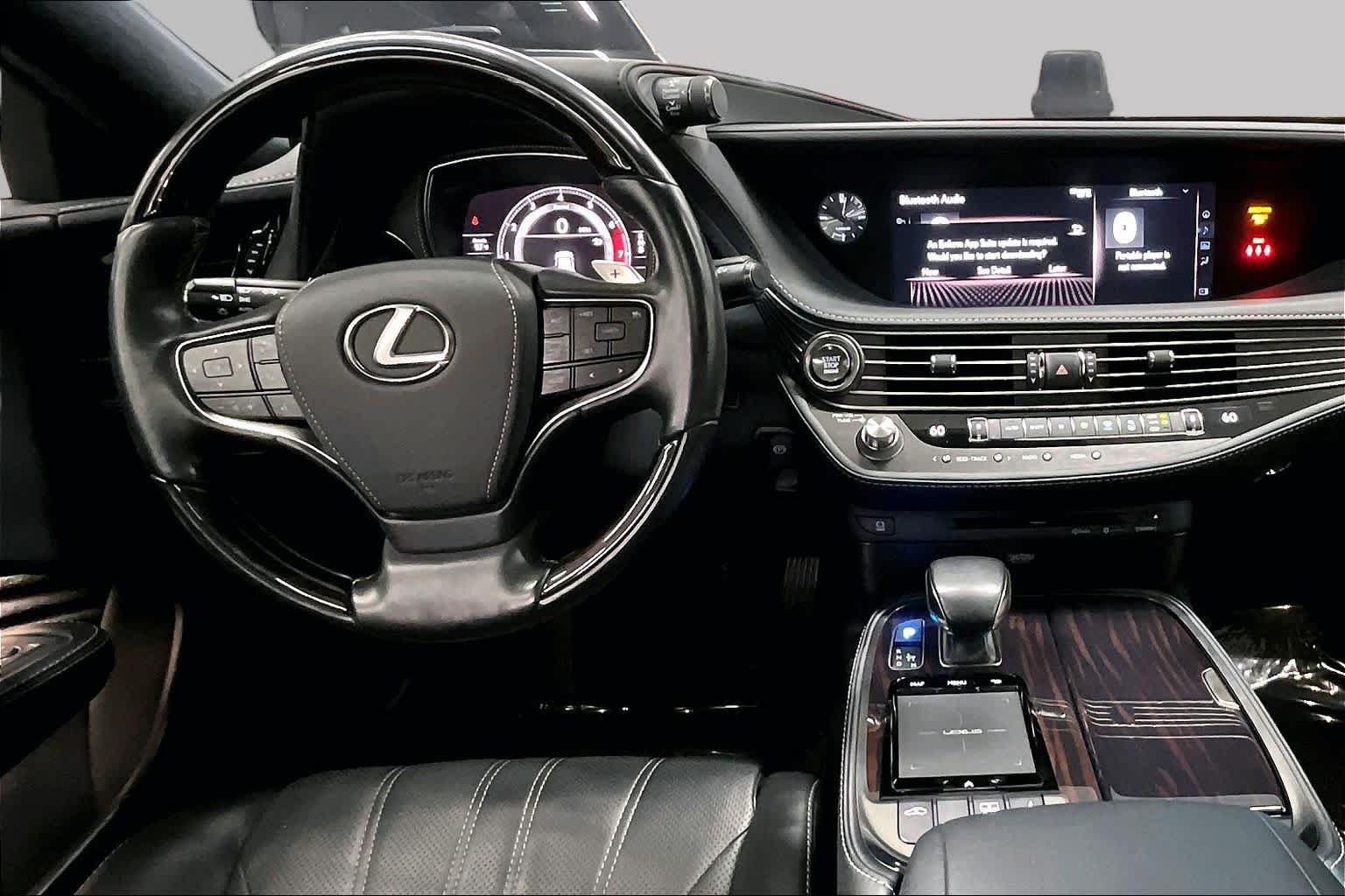 Used 2018 Lexus LS 500 w/ Luxury Package RWD image 15