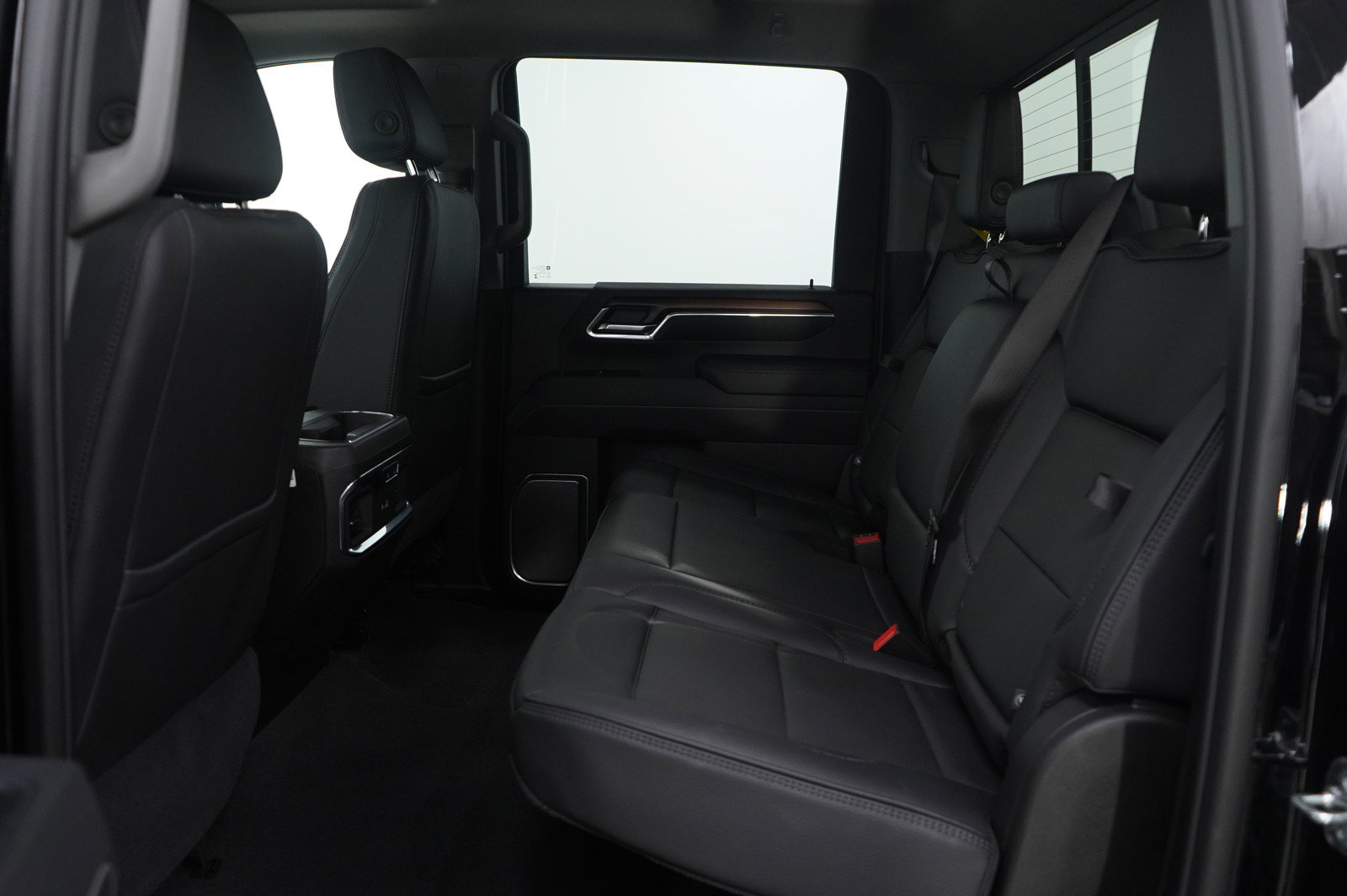 Used 2025 GMC Sierra 2500 Denali image 15