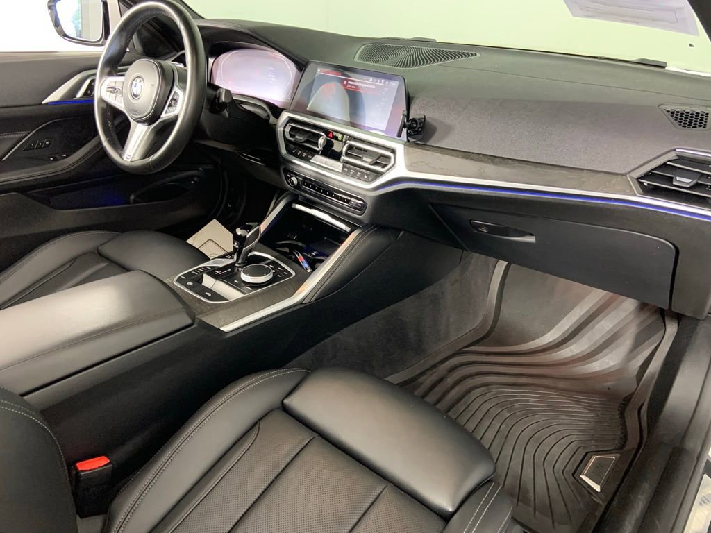 Used 2022 BMW 430i Convertible w/ M Sport Package RWD image 31